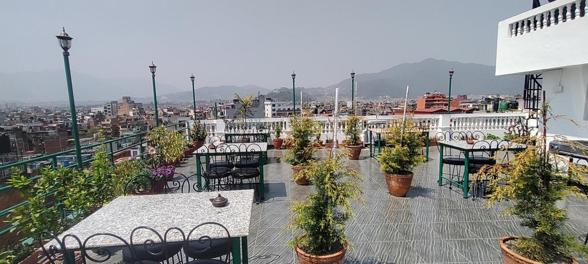 Hotel Nepalaya Kathmandu Luaran gambar